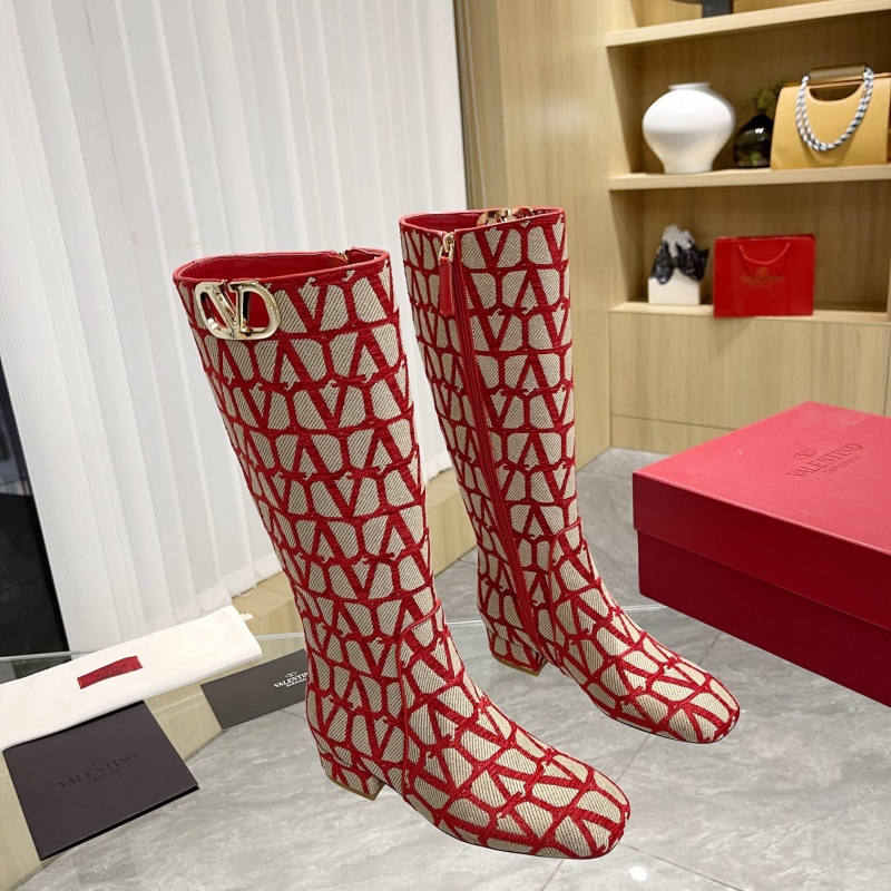Va1e*ntin0 boots